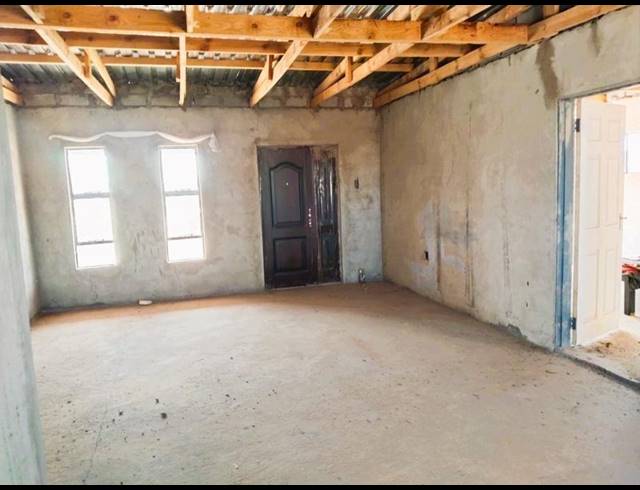 2 BEDROOM HOUSE FOR SALE IN MANKWENG